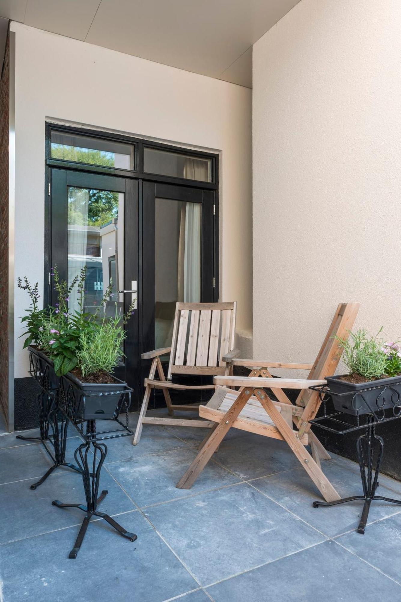 Petite Room With Wifi, Ac, And Shared Kitchen Tilbourg Extérieur photo