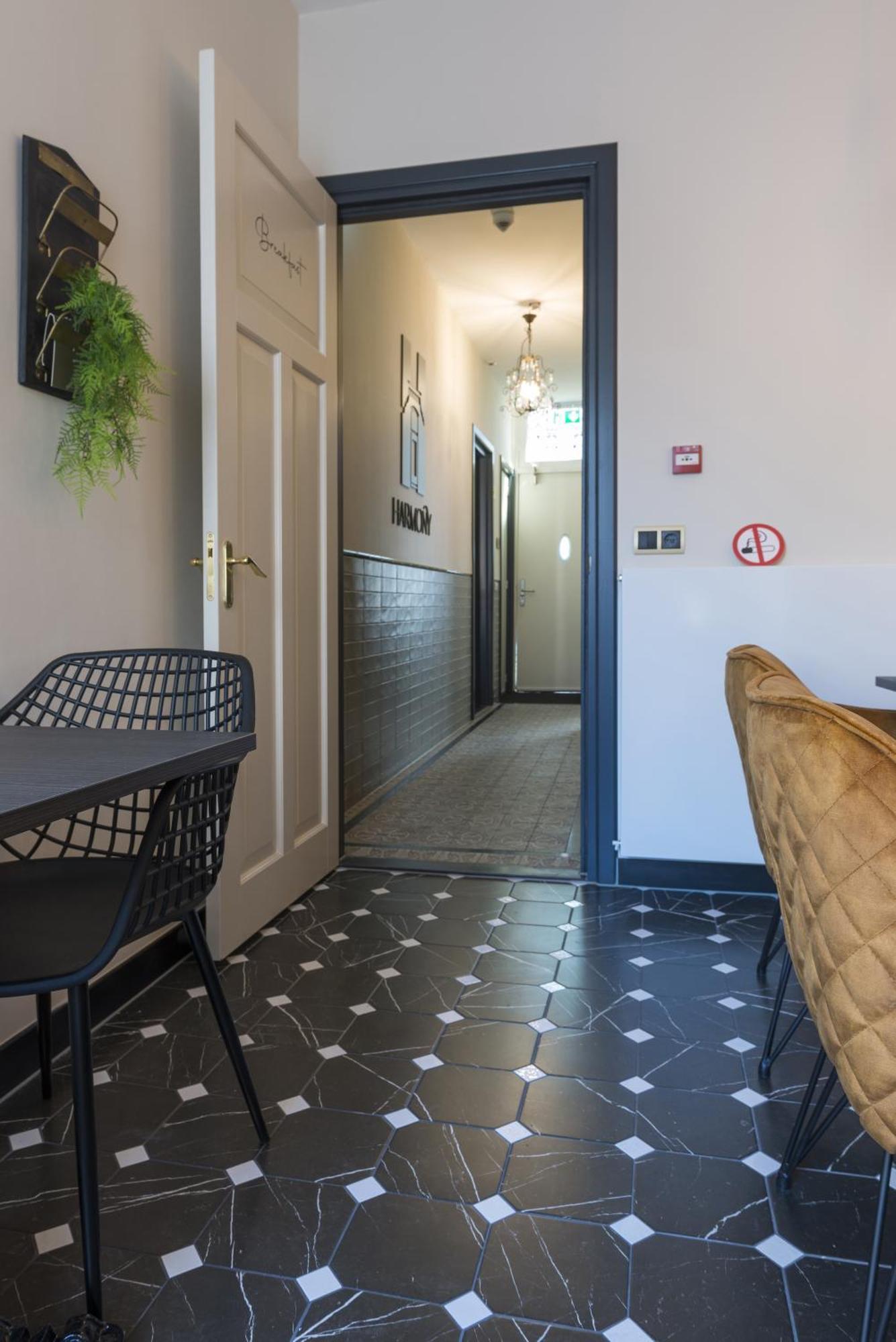 Petite Room With Wifi, Ac, And Shared Kitchen Tilbourg Extérieur photo