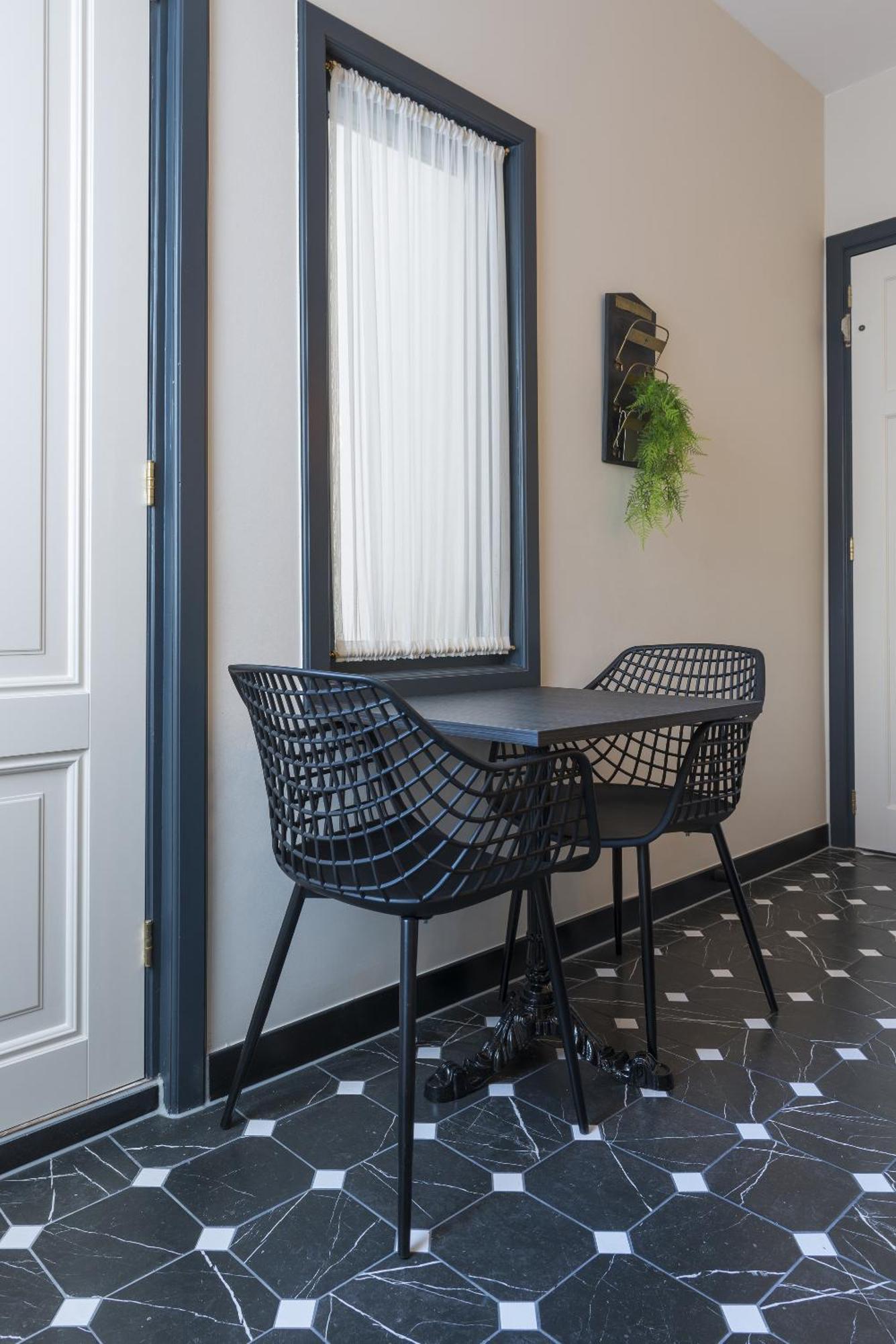 Petite Room With Wifi, Ac, And Shared Kitchen Tilbourg Extérieur photo
