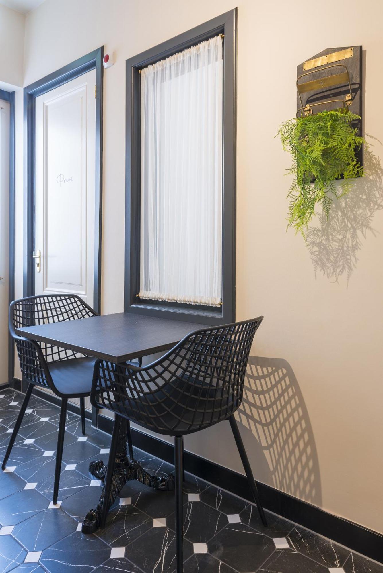Petite Room With Wifi, Ac, And Shared Kitchen Tilbourg Extérieur photo